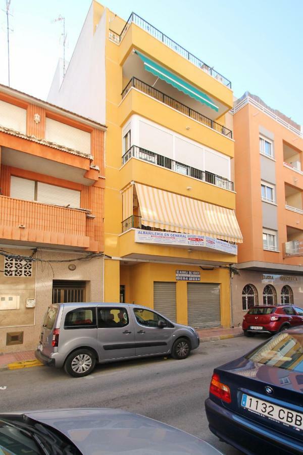 Zoa Happy Vacations Appartement Torrevieja Buitenkant foto
